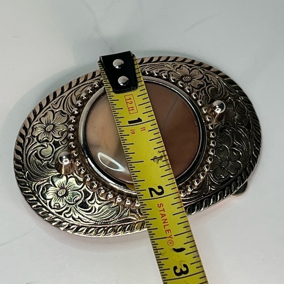 Vintage Western Stone Agate Cab Cabochon Etched Silver Gold Belt Buckle - Picture 6 of 7